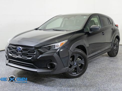 Used 2024 Subaru Crosstrek 2.0i AWD/4WD image 3