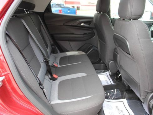 Used 2025 Chevrolet TrailBlazer LT w/ Driver Confidence Package AWD/4WD image 11