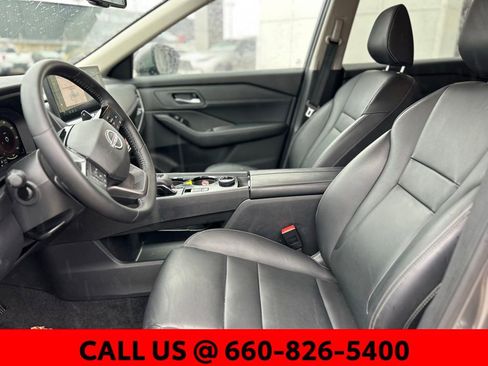 Used 2026 Nissan Rogue SL AWD/4WD image 10