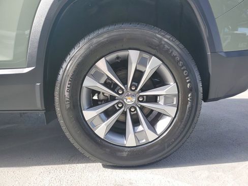 New 2026 Chevrolet Equinox LT w/ LPO, Floor Liner Package image 5