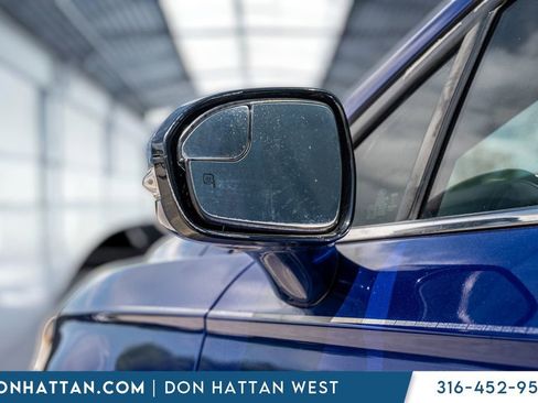 Used 2016 Ford Fusion SE FWD image 25