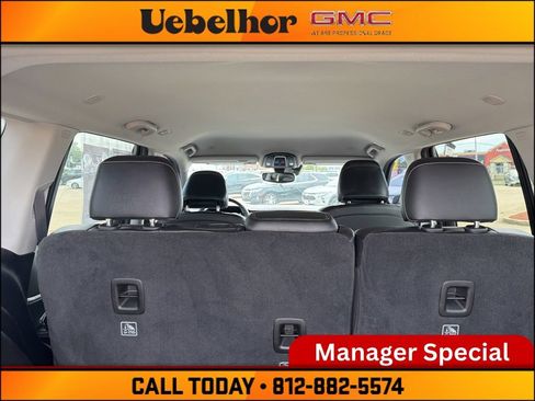 Used 2023 Jeep Grand Cherokee Limited w/ Trailer Tow Prep Group (B) AWD/4WD image 11