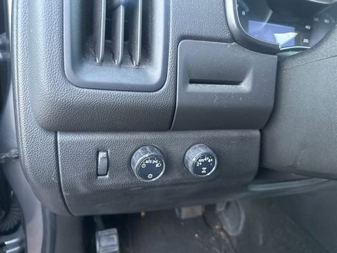 Used 2018 Chevrolet Colorado LT image 15