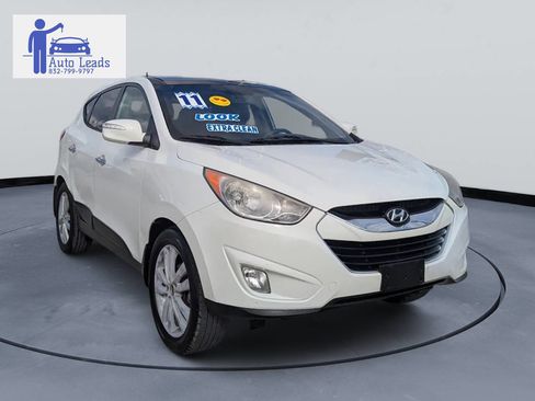 Used 2011 Hyundai Tucson Limited w/ Premium Pkg 3 image 2