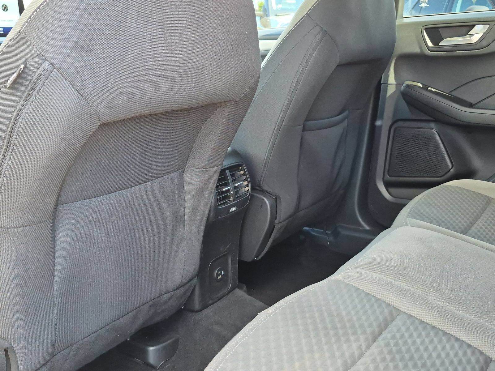 Used 2021 Ford Escape SE w/ Convenience Package AWD/4WD image 18