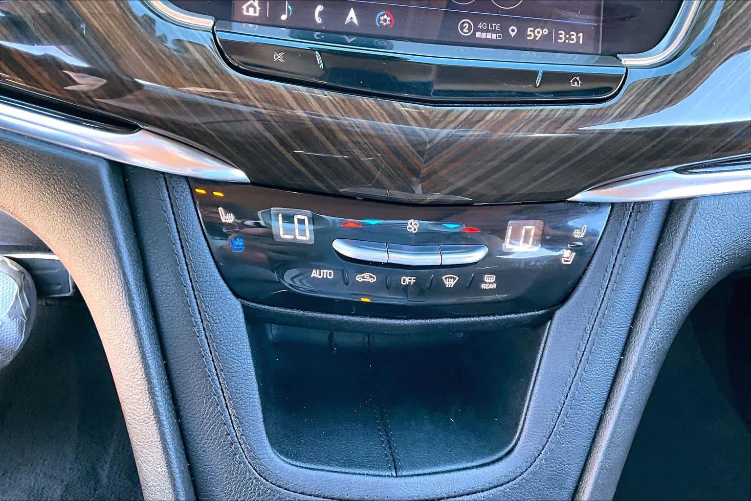 Used 2022 Cadillac XT6 Sport w/ Platinum Package AWD/4WD image 31