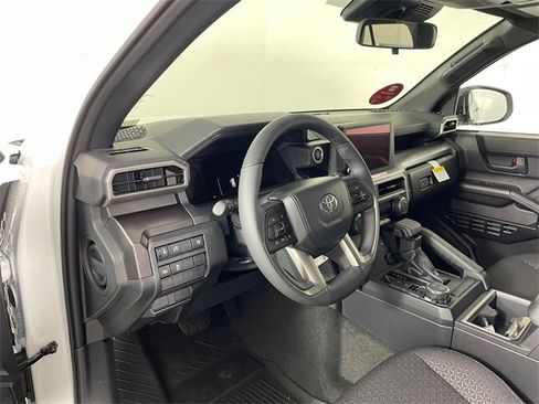 New 2026 Toyota 4Runner SR5 image 2