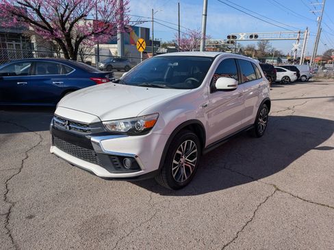 Used 2018 Mitsubishi Outlander Sport LE image 3