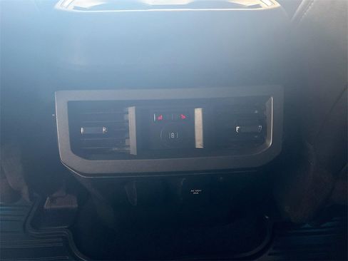 Used 2023 Ford F250 Lariat w/ Lariat Ultimate Package image 26