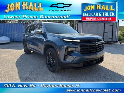 Used 2025 Chevrolet Traverse LT w/ Midnight/Sport Edition