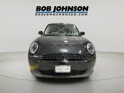 Used 2025 MINI Cooper 2-Door Hardtop image 8