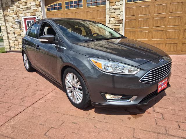 Used 2015 Ford Focus Titanium w/ Titanium Cold Weather Package FWD image 1