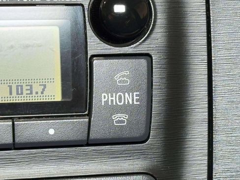 Used 2014 Toyota Prius C One image 13