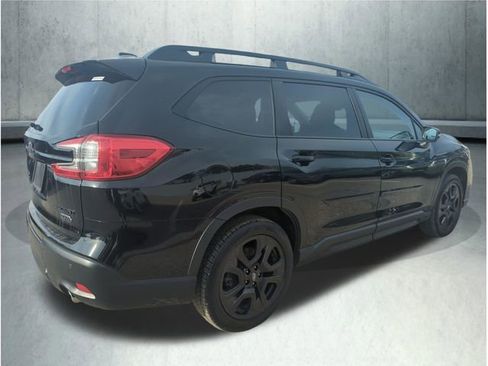 Used 2023 Subaru Ascent Onyx Edition AWD/4WD image 6