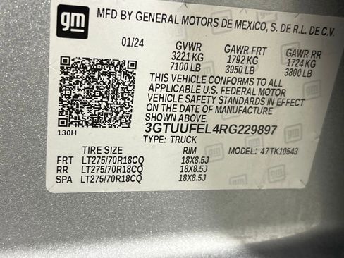 Used 2024 GMC Sierra 1500 AT4X image 38