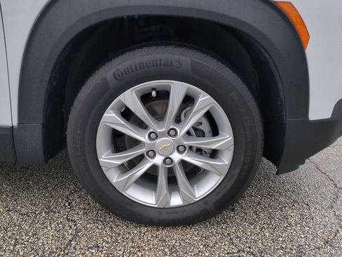 Certified 2023 Chevrolet TrailBlazer LS FWD image 11