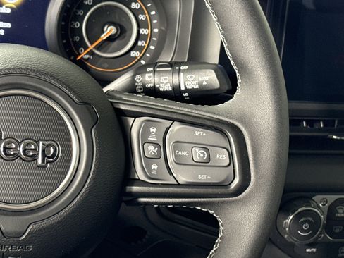 New 2026 Jeep Wrangler Rubicon w/ Technology Group image 18