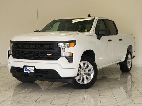 Used 2022 Chevrolet Silverado 1500 Custom RWD image 1