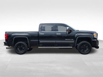 Used 2015 GMC Sierra 2500 Denali w/ Duramax Plus Package