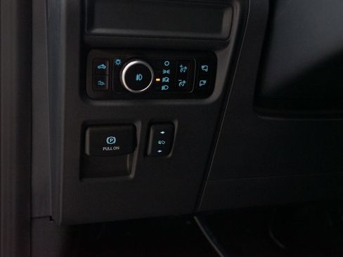 Used 2026 Ford F150 Raptor AWD/4WD image 25