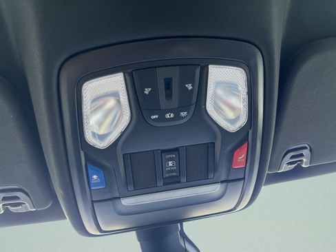 Used 2023 RAM 1500 Big Horn AWD/4WD image 17