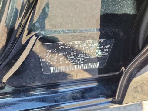 Used 2022 Hyundai Accent FWD image 20