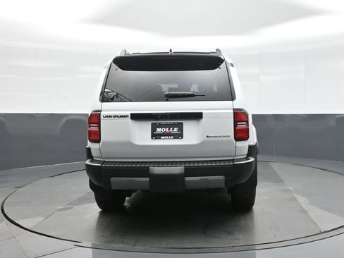 Certified 2024 Toyota Land Cruiser image 6