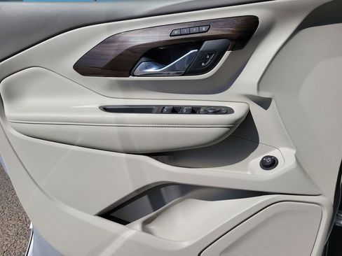 Used 2020 GMC Terrain Denali w/ Denali Premium Package image 14