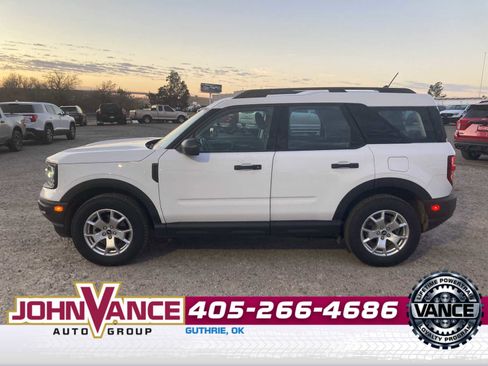 Used 2023 Ford Bronco Sport AWD/4WD image 2