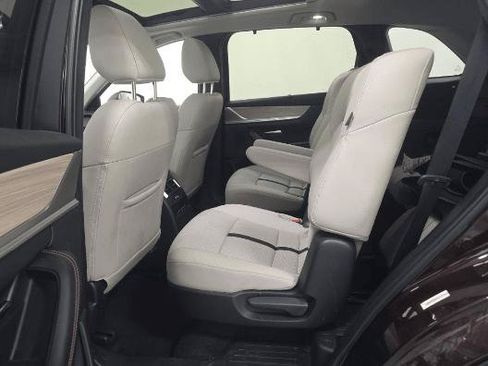 Used 2024 MAZDA CX-90 Plug-In Hybrid w/ Premium Pkg AWD/4WD image 16