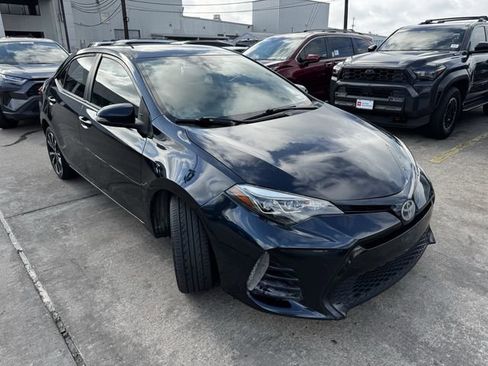 Used 2019 Toyota Corolla SE FWD image 3