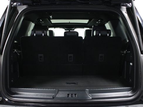 Used 2024 Ford Expedition Limited image 15