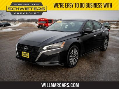 Used 2024 Nissan Altima 2.5 SV