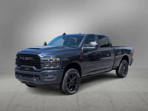 New 2026 RAM 2500 Laramie AWD/4WD image 4