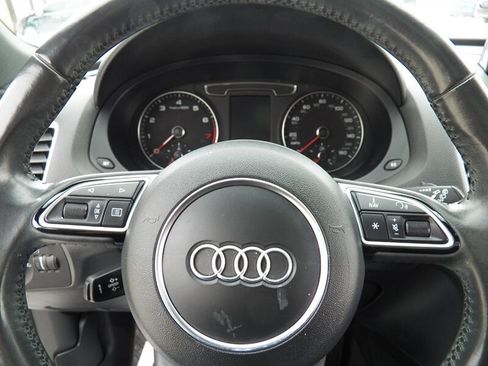 Used 2018 Audi Q3 2.0T Premium Plus w/ Premium Plus Package AWD/4WD image 18