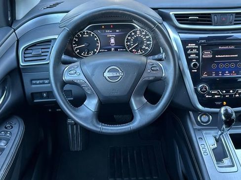 Used 2023 Nissan Murano SV image 15