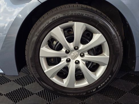 Used 2024 Toyota Corolla LE image 10
