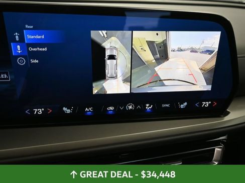 Used 2024 Chevrolet Traverse LT AWD/4WD image 38