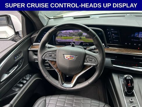 Used 2024 Cadillac Escalade Sport Platinum w/ LPO, ONYX Package AWD/4WD image 17