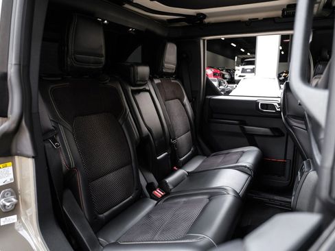 Used 2025 Ford Bronco Raptor w/ Interior Carbon Fiber Pack AWD/4WD image 38