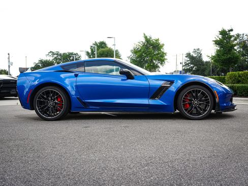 Used 2016 Chevrolet Corvette Z06 w/ 3LZ Preferred Equipment Group RWD image 11