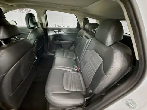 Used 2023 Kia Sportage SX image 26