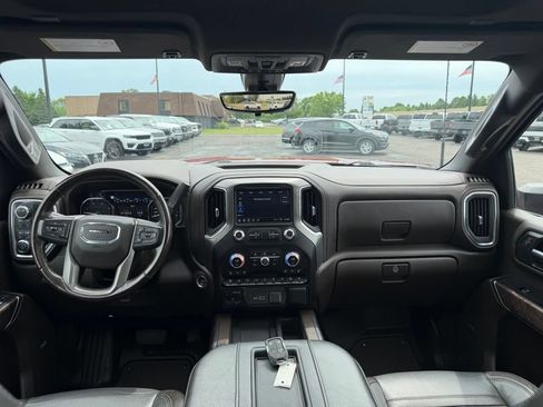 Used 2022 GMC Sierra 2500 Denali w/ Denali Ultimate Package AWD/4WD image 32
