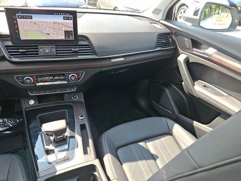 Used 2023 Audi Q5 2.0T Premium Plus w/ Premium Plus Package AWD/4WD image 11