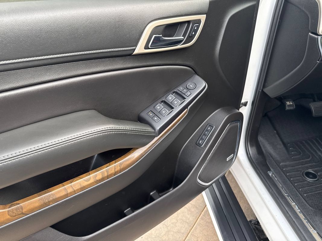Used 2018 GMC Yukon Denali w/ Denali Ultimate Package AWD/4WD image 23