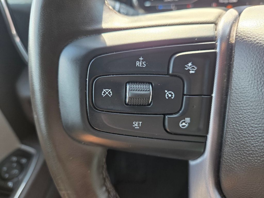 Used 2025 GMC Sierra 1500 SLT AWD/4WD image 13