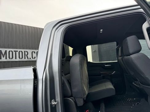 Used 2021 Chevrolet Silverado 1500 LT Trail Boss w/ Bed Protection Package image 12