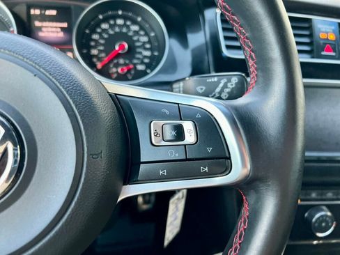 Used 2016 Volkswagen GTI S image 17