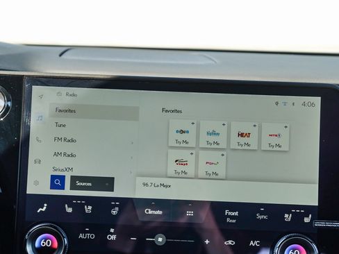 Used 2025 Lexus RX 350h w/ Convenience Package AWD/4WD image 15