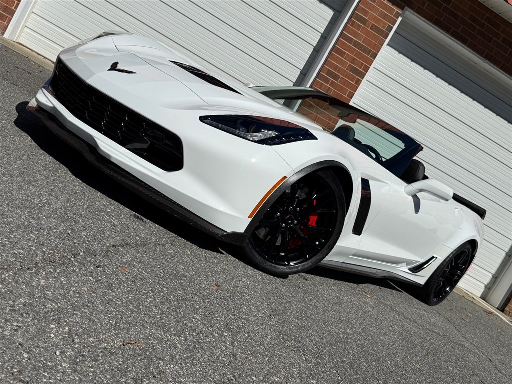 Used 2019 Chevrolet Corvette Z06 RWD image 7